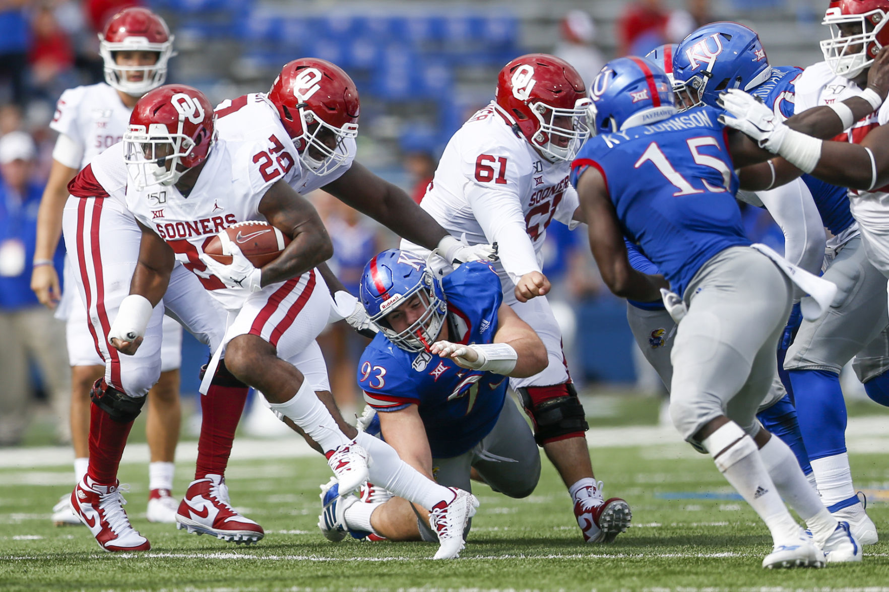 Oklahoma Sooners vs Kansas Jayhawks
